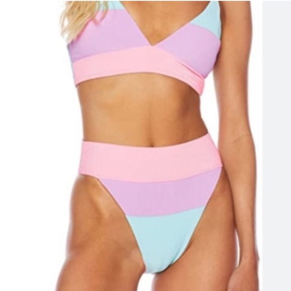 Beach Riot Bikini - Picture 4 of 4